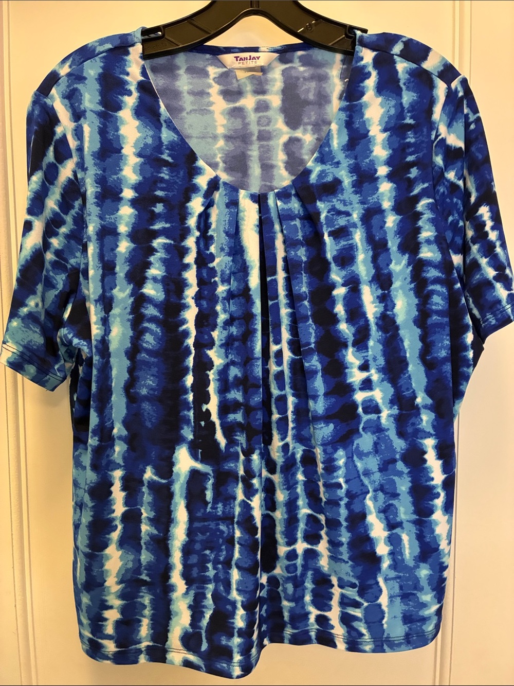 TanJay Petite Blue Tie-Dye Pleated Scoop Neck Top PM ⭐️TSTOP3
